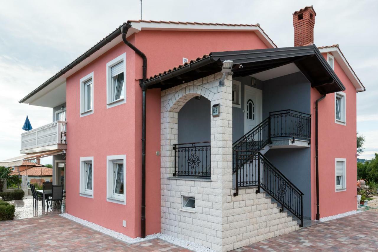 Ferienhaus Bucic Buje Luaran gambar